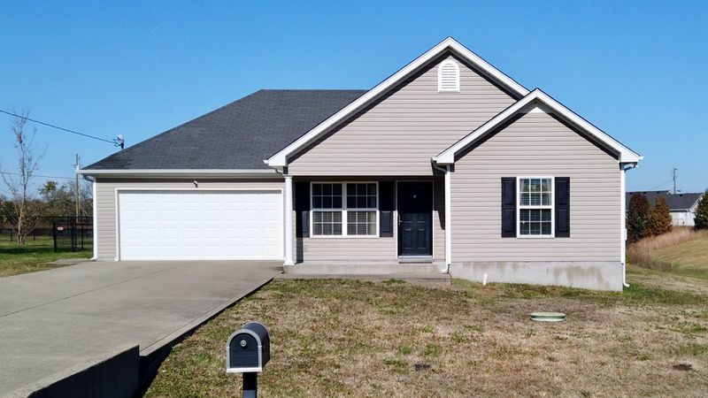 204 Oleander Ln, Murfreesboro, TN 37129