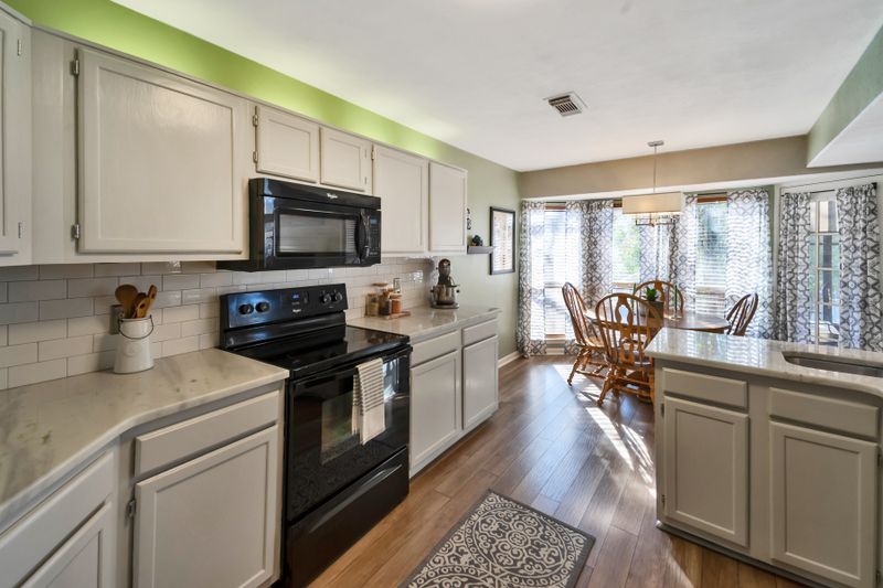 1104 Dawnwood Dr, Old Hickory, TN 37138