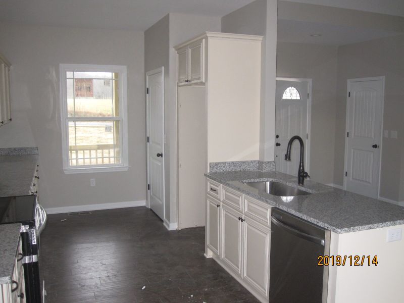 2005 Highway 48 S, Dickson, TN 37055
