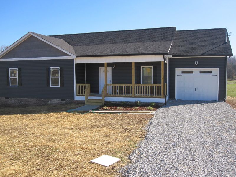 2005 Highway 48 S, Dickson, TN 37055