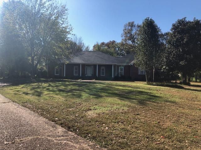 2415 River Rd, Murfreesboro, TN 37129