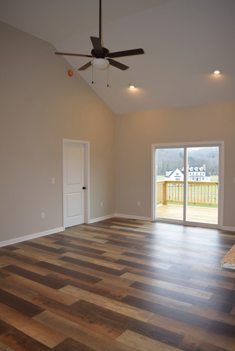 2009 Highway 48 S, Dickson, TN 37055