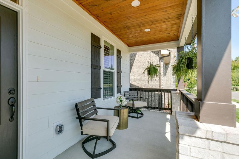 4169 River Links Dr, Spring Hill, TN 37174