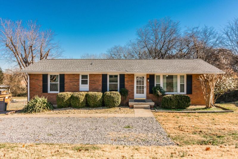 148 Gatone Dr, Hendersonville, TN 37075