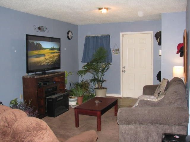 101 Royal Oak Dr #101, Dickson, TN 37055