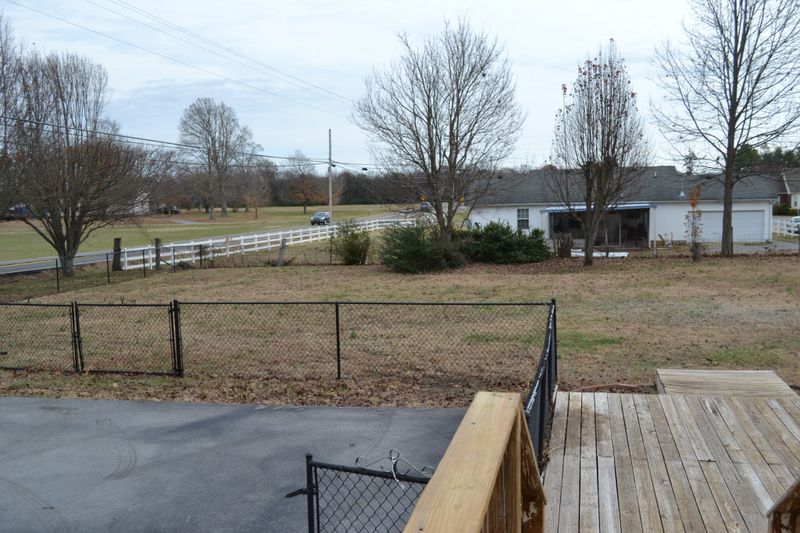 1905 Sterling St, Murfreesboro, TN 37127