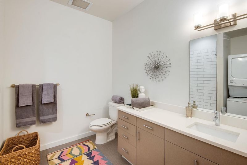 1900 12th Ave S #401, Nashville, TN 37203