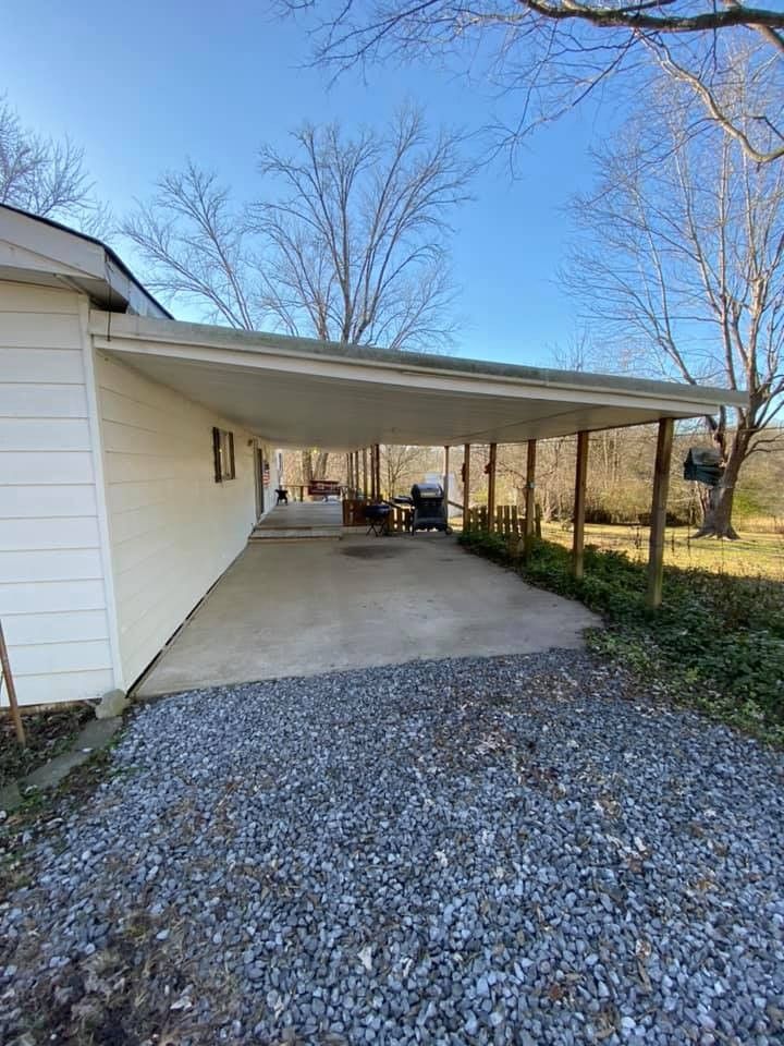 1036 S Wrights Ln, Gallatin, TN 37066