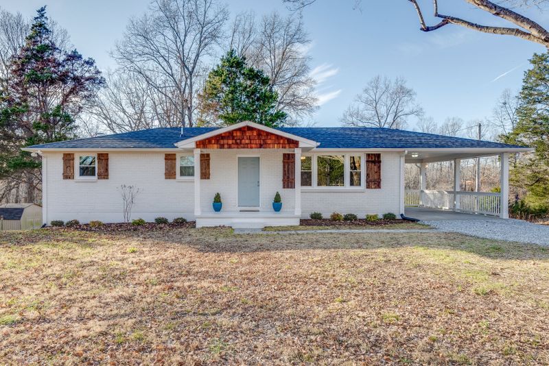 1245 Ridge Rd, Dickson, TN 37055