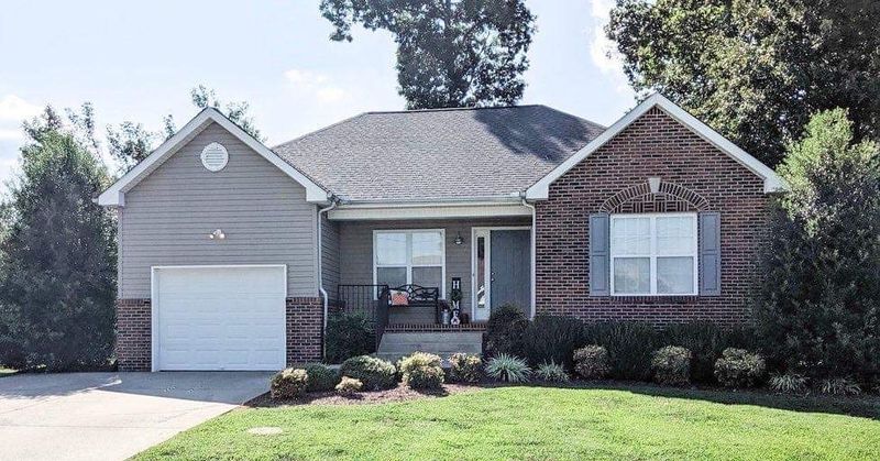 222 Clydesdale Ln, Springfield, TN 37172