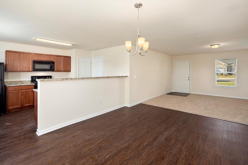 403 Bronson Dr, La Vergne, TN 37086