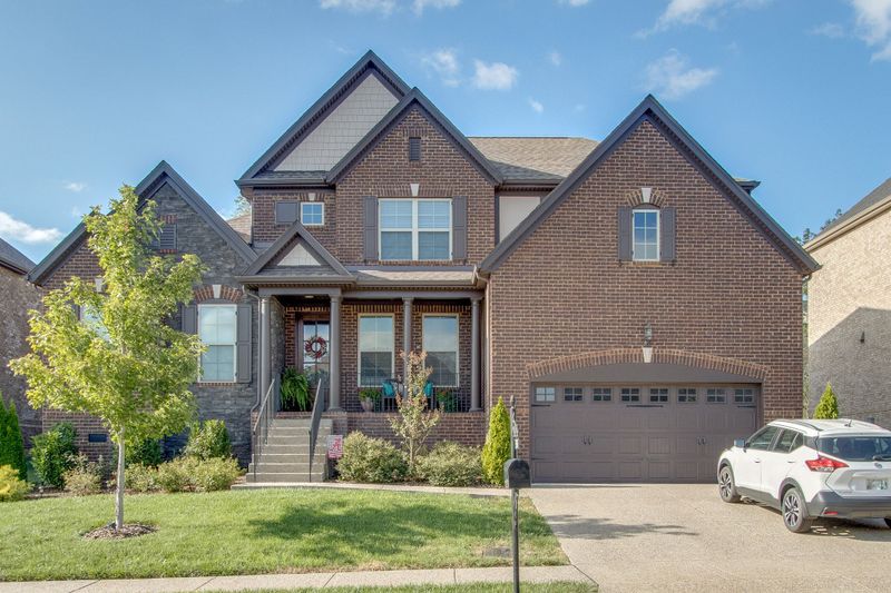 5336 Highland Place Way, Hermitage, TN 37076