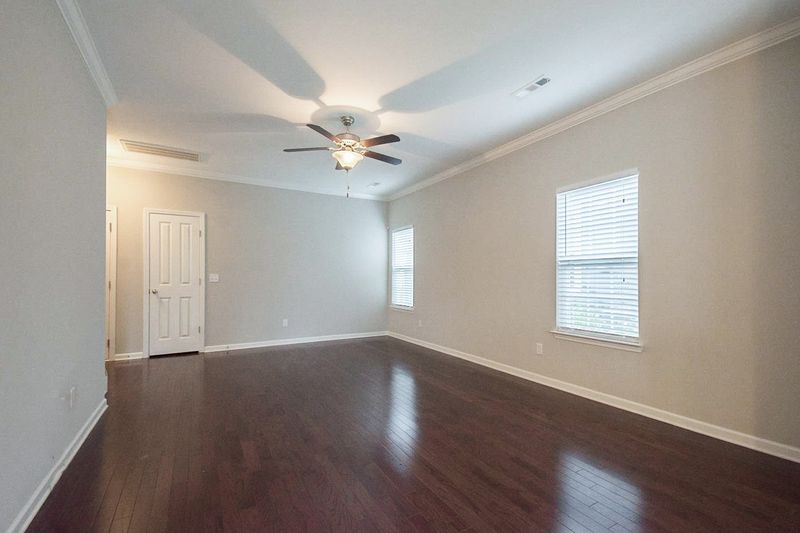 2510 Walpole Ln, Columbia, TN 38401
