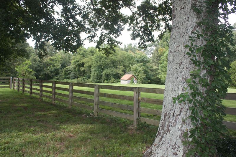 5950 Pinewood Rd, Franklin, TN 37064