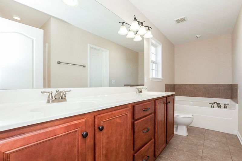 109 Durham Ct, Murfreesboro, TN 37128
