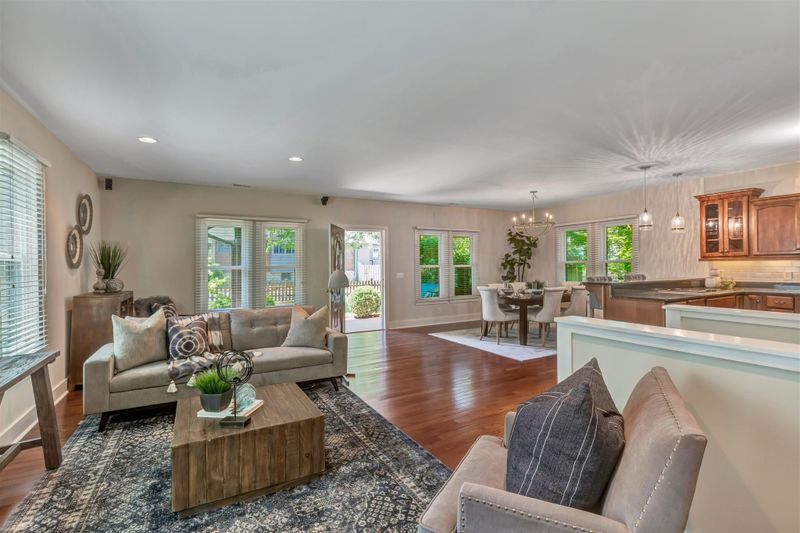 303 N 16th St, Nashville, TN 37206