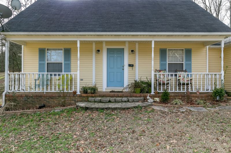 2622 E Sheepneck Cir, Culleoka, TN 38451