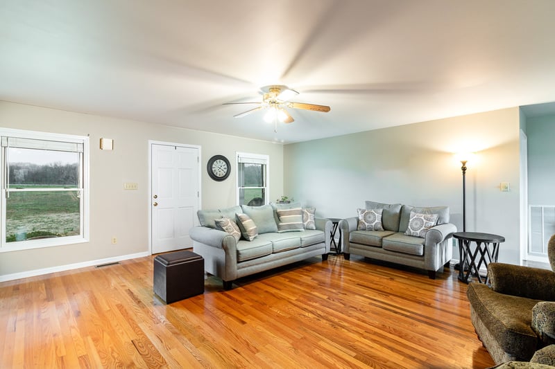 3386 Booker Ridge Rd, Mount Pleasant, TN 38474