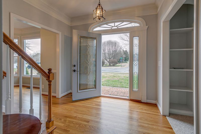 1127 Glenbrook Dr, Franklin, TN 37064