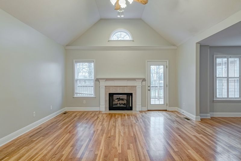 3318 Vestry Ave, Murfreesboro, TN 37129
