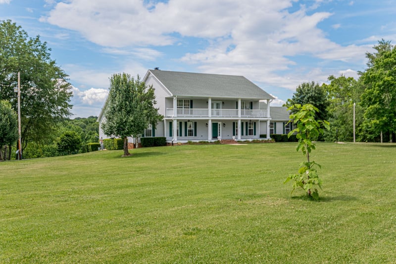 176 N Deer View Ln, Clarksville, TN 37043