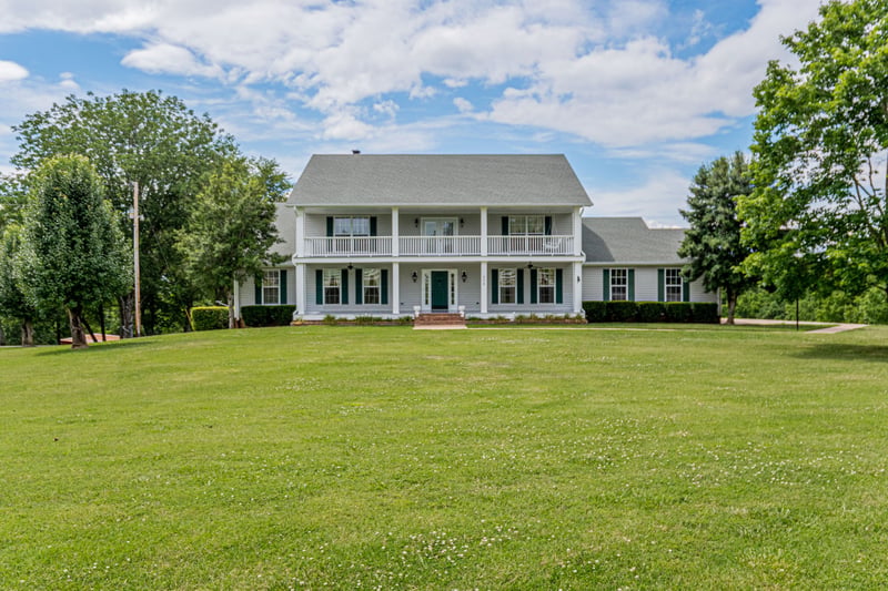 176 N Deer View Ln, Clarksville, TN 37043