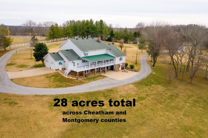 176 N Deer View Ln, Clarksville, TN 37043