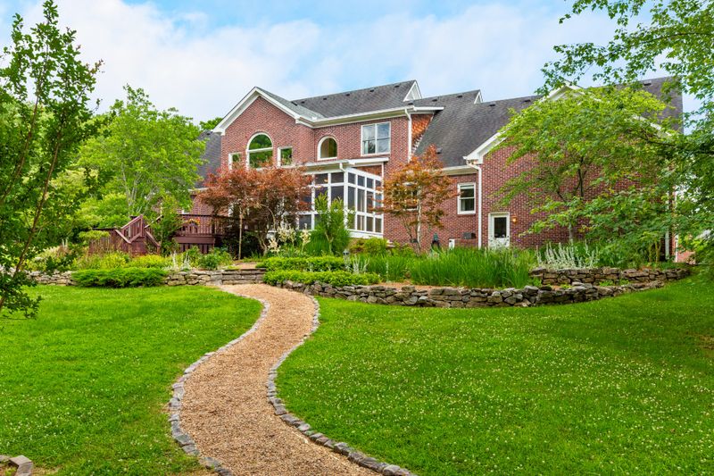 4490 Long Ln, Franklin, TN 37064