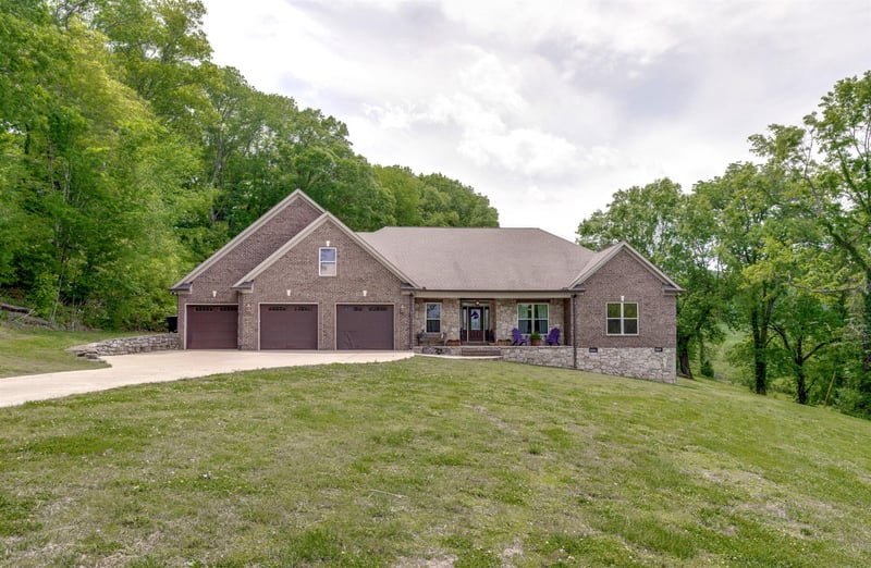 4003 Catheys Creek Rd, Hampshire, TN 38461