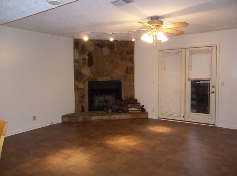 711 Clearwater Ct, Nashville, TN 37217