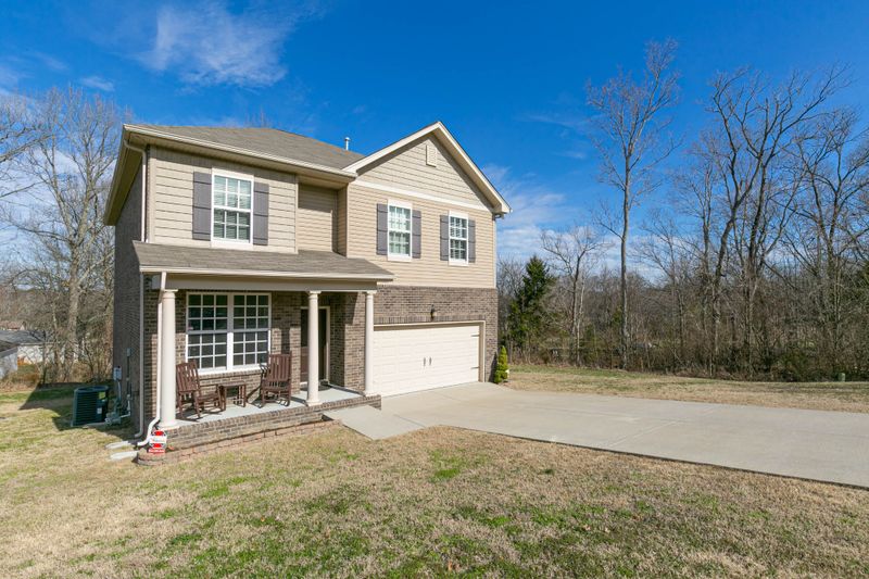 1015 Carriage Trl, Mount Juliet, TN 37122