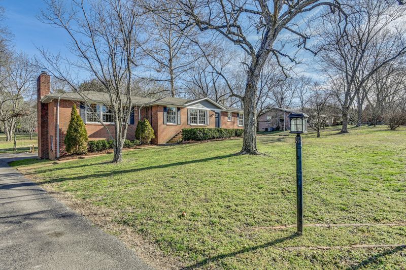 600 Harpeth Pkwy E, Nashville, TN 37221