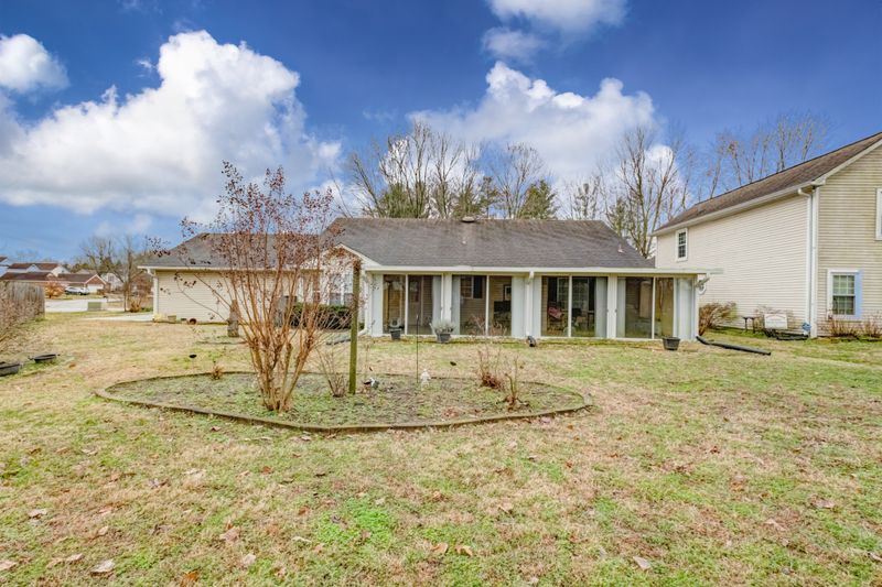 2707 River Bend Dr, Nashville, TN 37214
