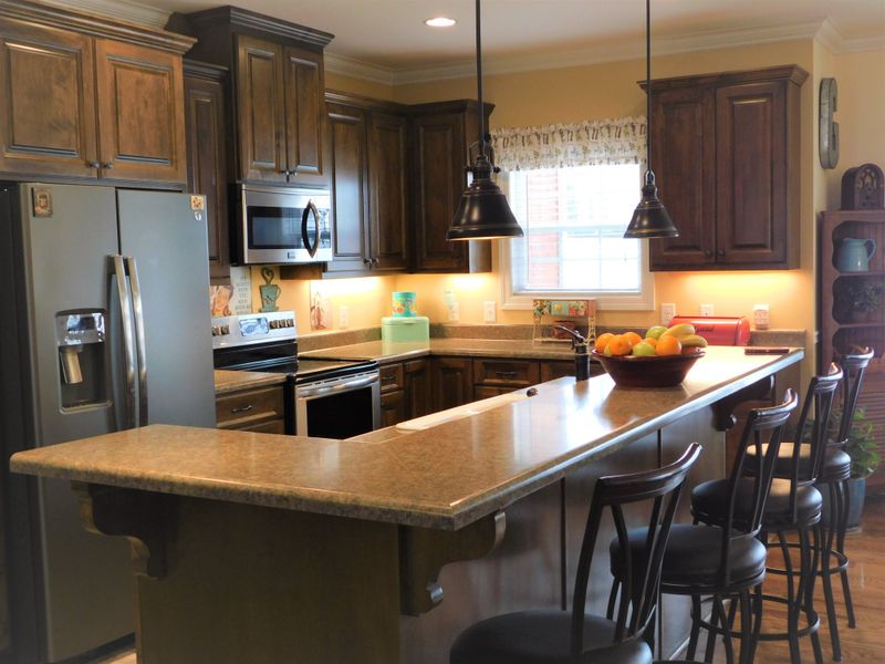 1818 Lochlann Dr, Culleoka, TN 38451