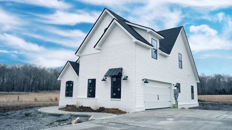 1273 Lecomte Rd, Dickson, TN 37055