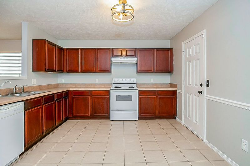 5229 Sunsail Dr, Antioch, TN 37013