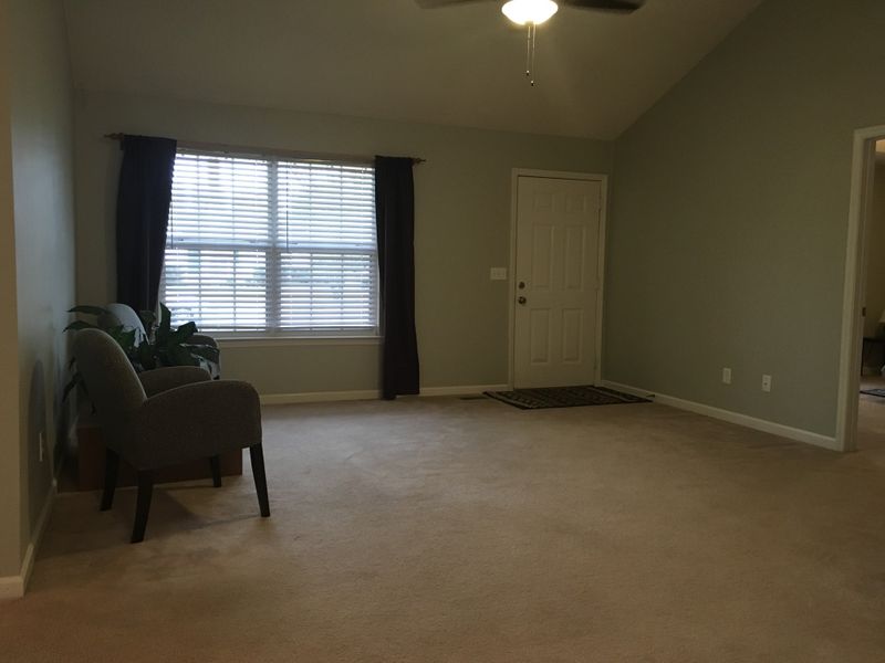 110 W Monterey Ct, Murfreesboro, TN 37127