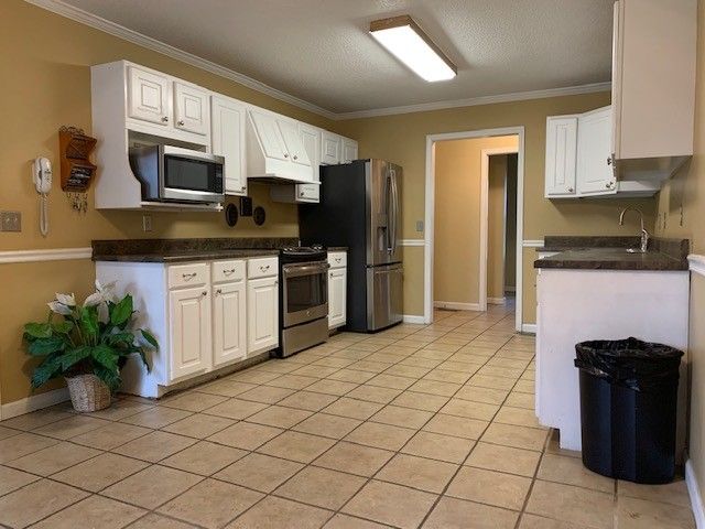 2466 Foxcroft Rd, Murfreesboro, TN 37128