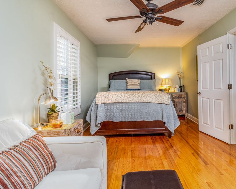 1906 Greenland Dr, Murfreesboro, TN 37130