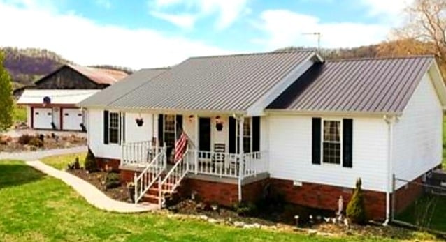 769 Pleasant Shade Hwy, Pleasant Shade, TN 37145