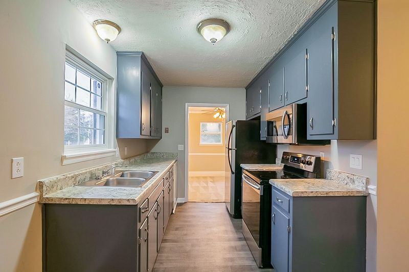 2215 Winston Pl, Murfreesboro, TN 37130