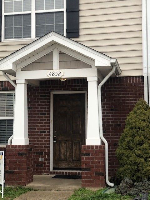 4852 Octavia St, Murfreesboro, TN 37129