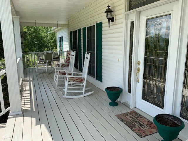 2454 Valley Creek Rd, Culleoka, TN 38451