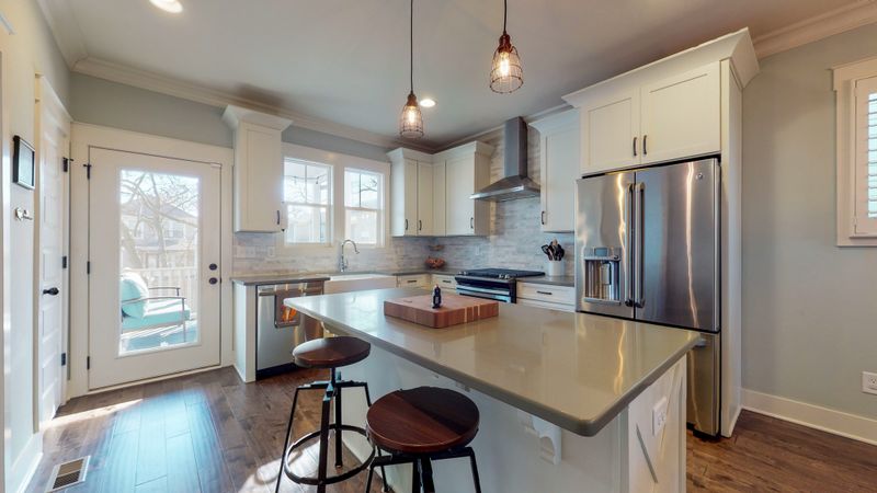 708 Croley Dr, Nashville, TN 37209