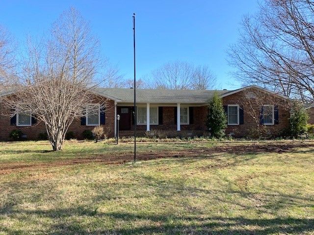 4950 Sulphur Springs Rd, Murfreesboro, TN 37129