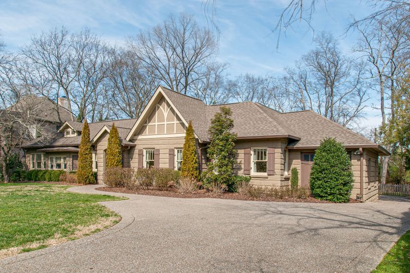 3902 Kimpalong Dr, Nashville, TN 37205