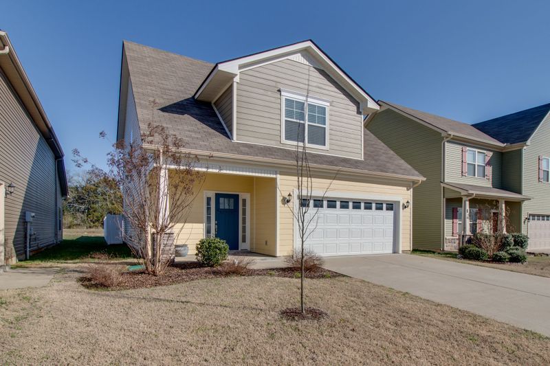 2429 Salem Glen Xing, Murfreesboro, TN 37128