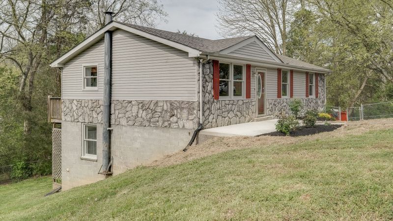605 Cactus Trl, Mount Juliet, TN 37122