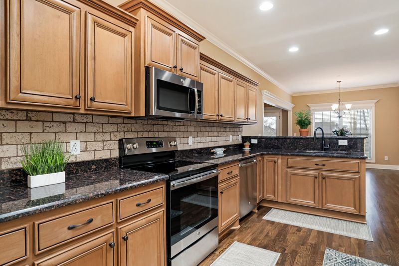 1009 Cascadeway Dr, Murfreesboro, TN 37129