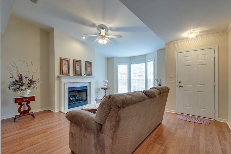 704 Forest Glen Cir, Murfreesboro, TN 37128